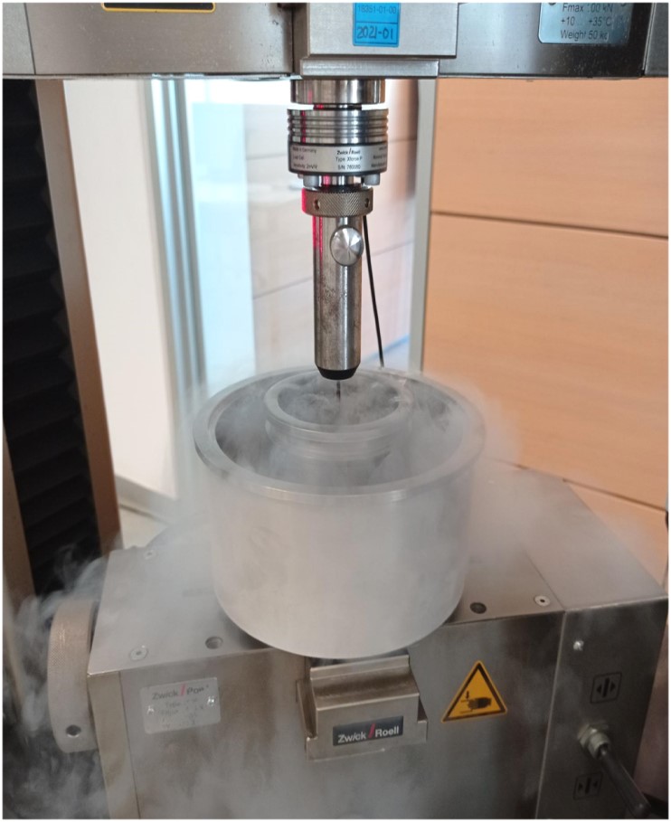 Diseño experimental de ensayo de caracterización y validación de aceros de tubos a temperaturas criogénicas mediante Small Punch Test